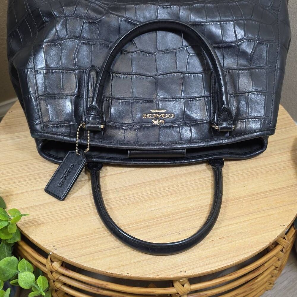 Coach Margot Carryall - Picture 11 of 16